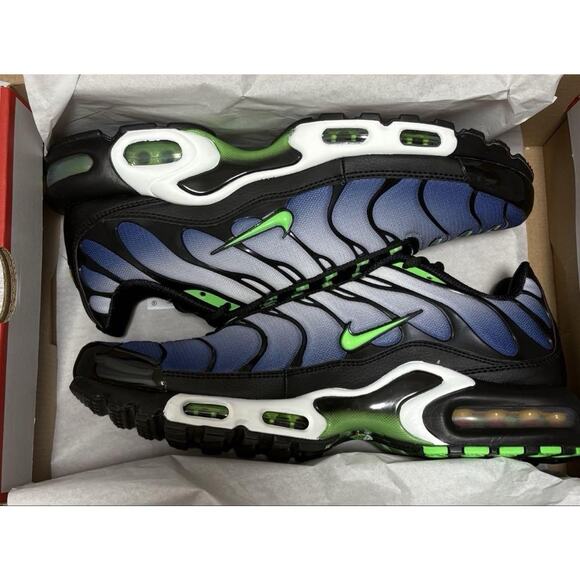 Men Air Max Plus “Black Scream Green” Size 11 DX4326-001 - Picture 1 of 5